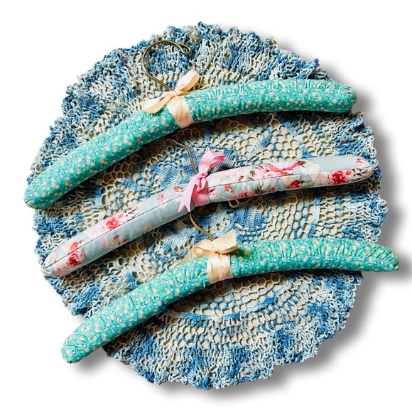 Vintage | Other | Vintage Padded Hangers 3 Large Blue Crocheted Doily ...